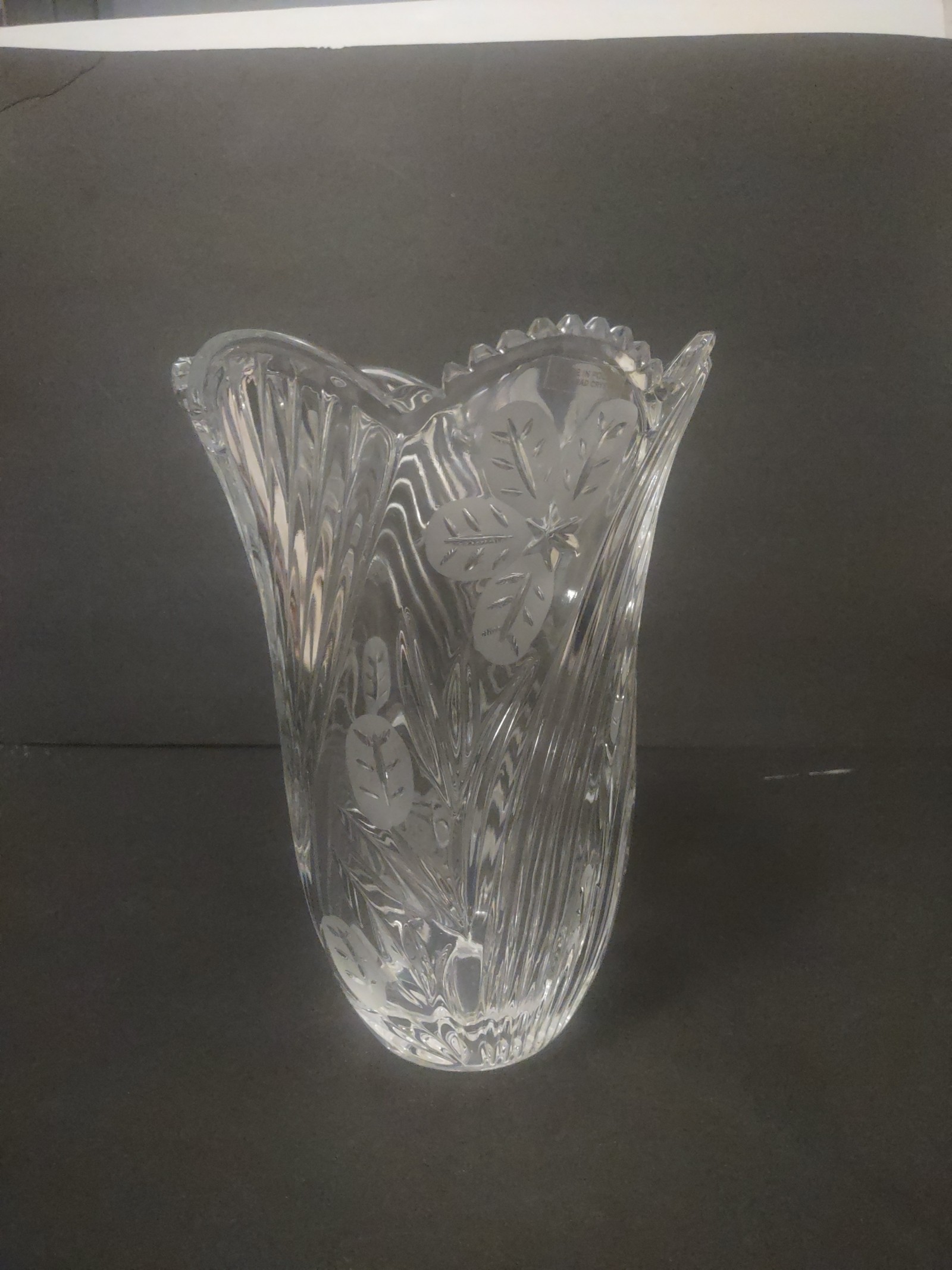 Vase Polonia Hand cut LEAD CRYSTAL VASE 24 percent PbO