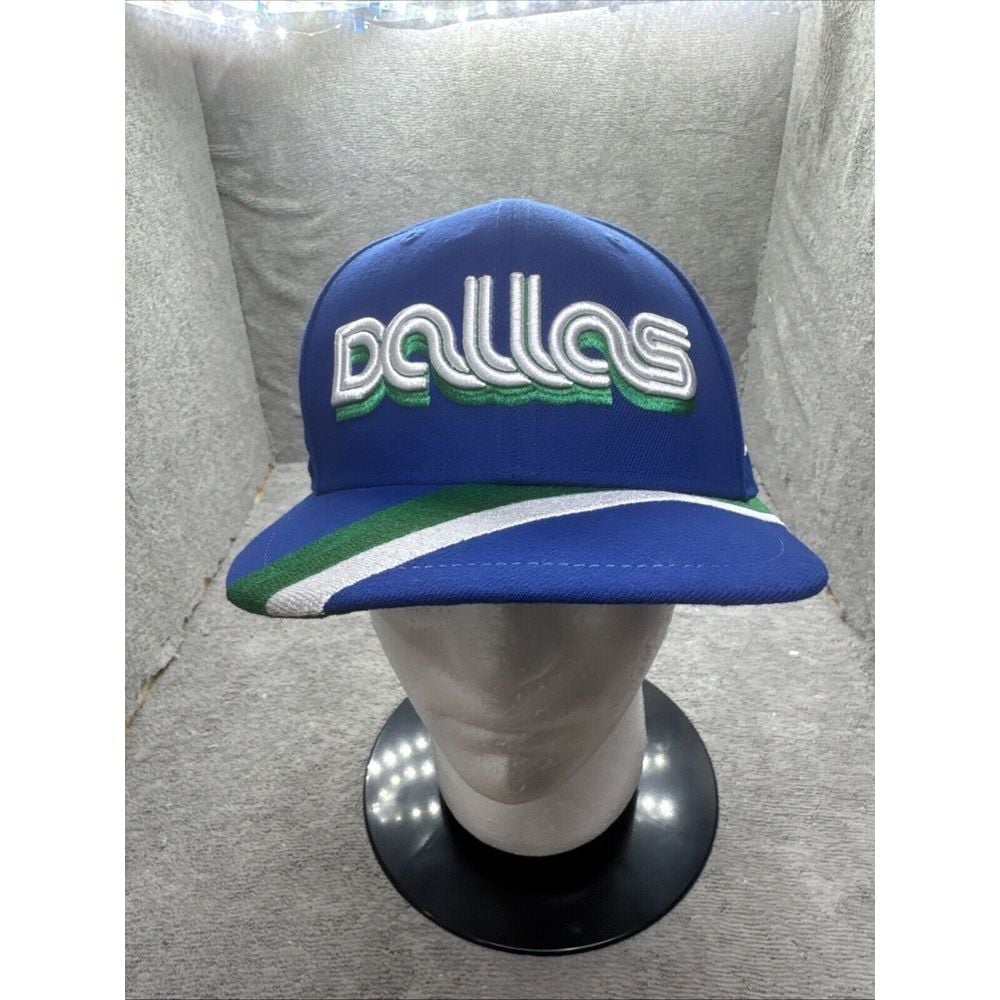 Dallas Mavericks New Era 2022/23 City Edition 9FIFTY Snapback Hat Mens 7 3/8