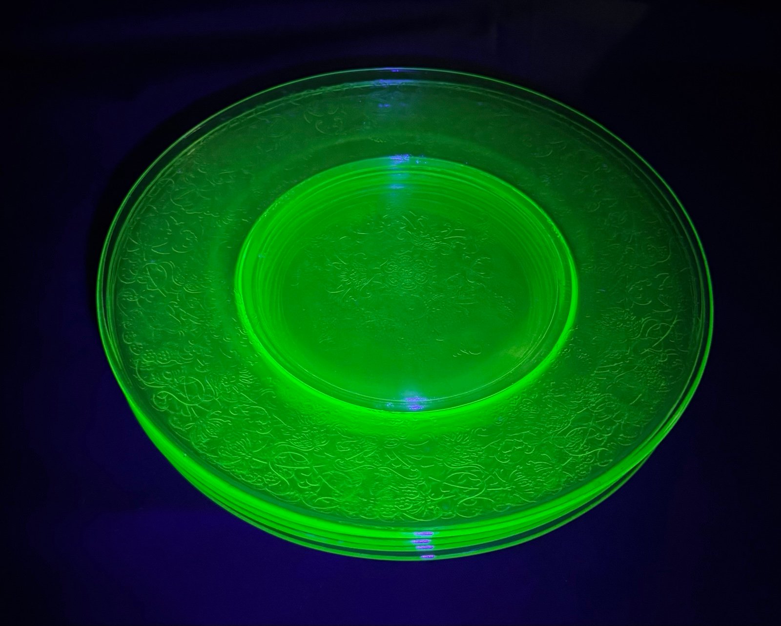 Vintage Uranium Green Vaseline glass Florentine Poppy Hazel-Atlas 10” Dinner