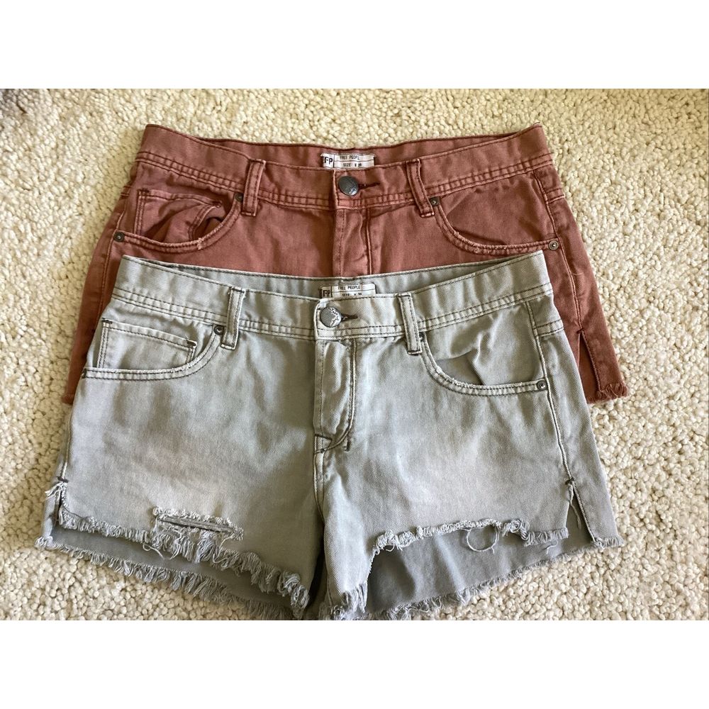 Free people Lot Of Two Pairs of Women's Shorts Size 28