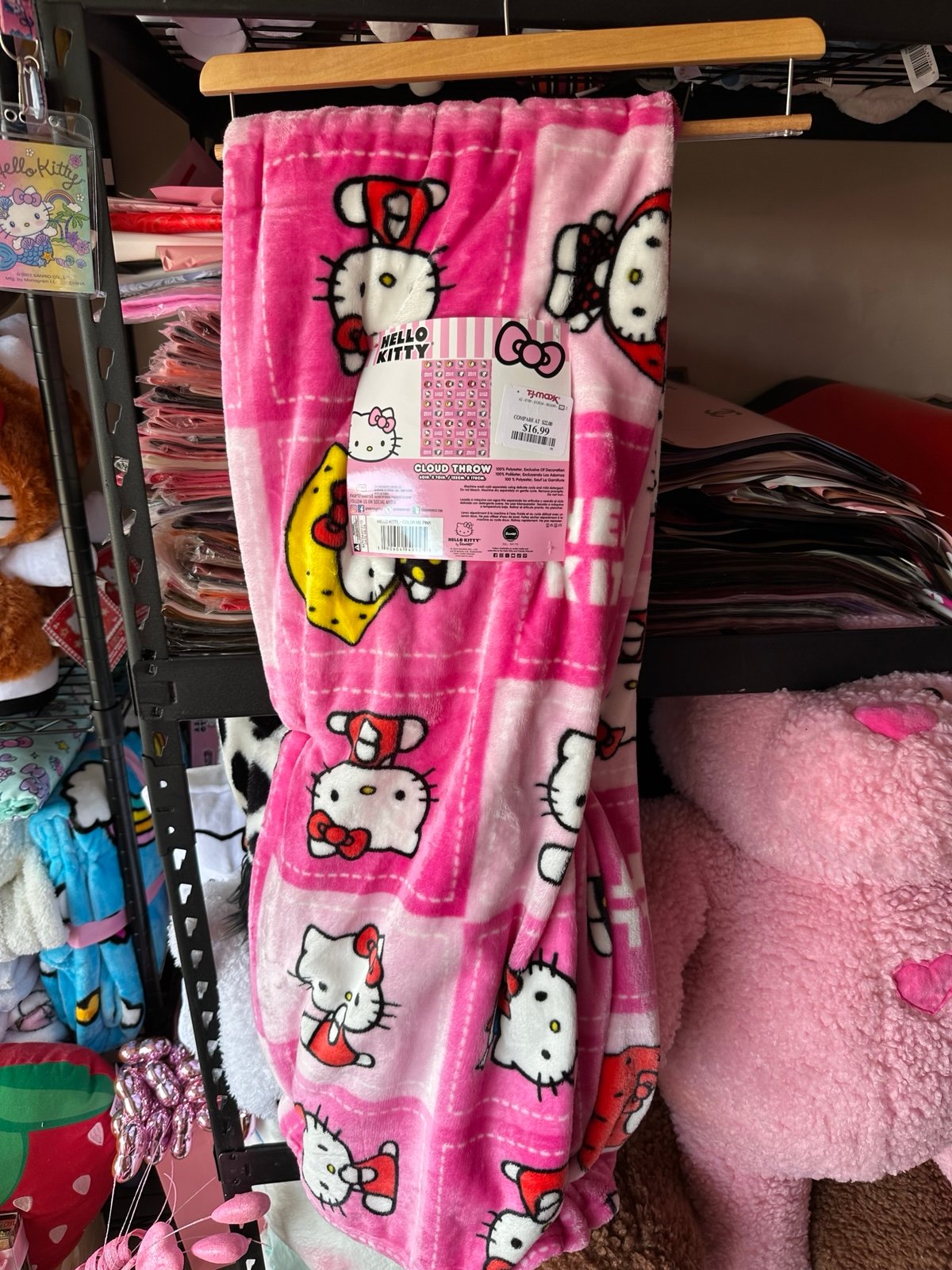 Hello Kitty Blanket