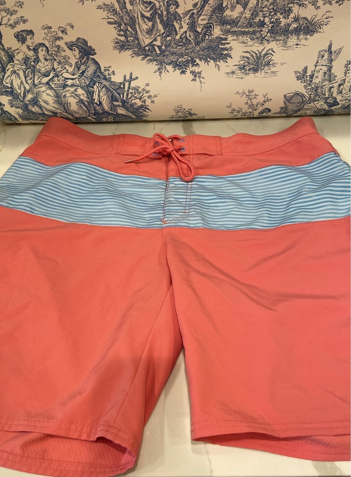 Vineyard vines men's swimming trunks