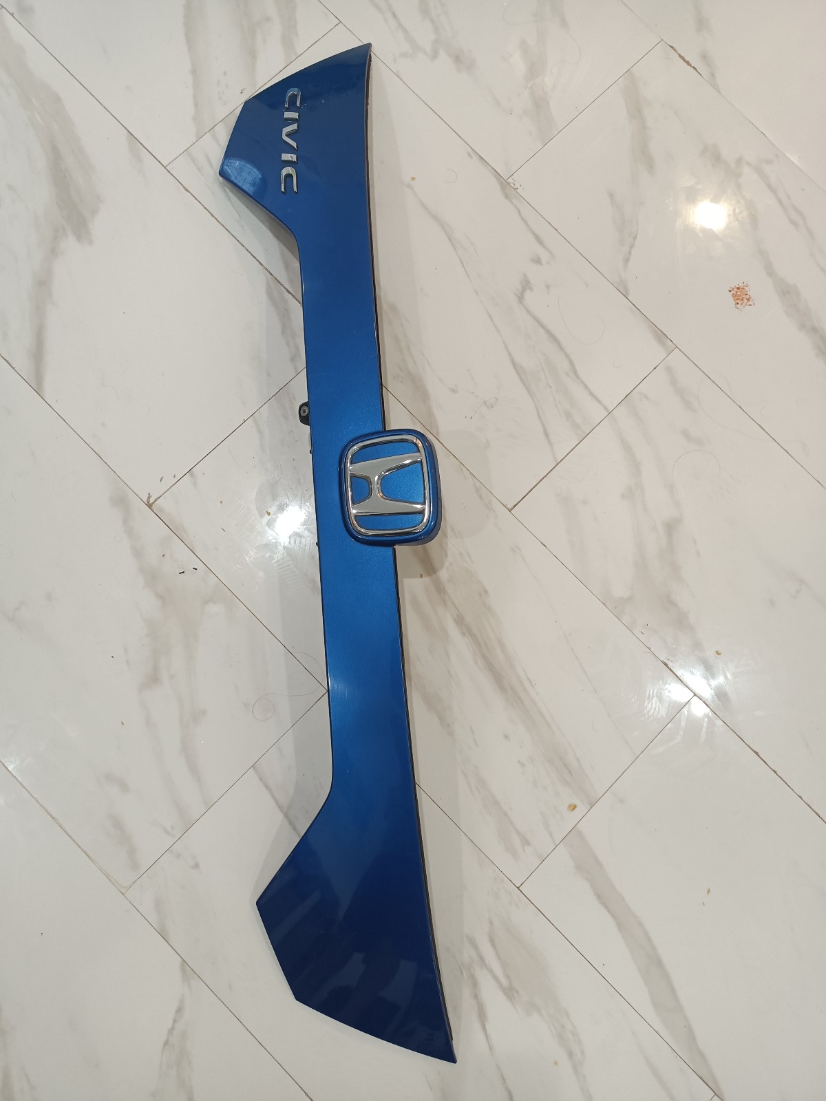 Honda Civic Tail Gate Molding 74890-TBAA-A1 Blue New 2016-2021 OEM USED