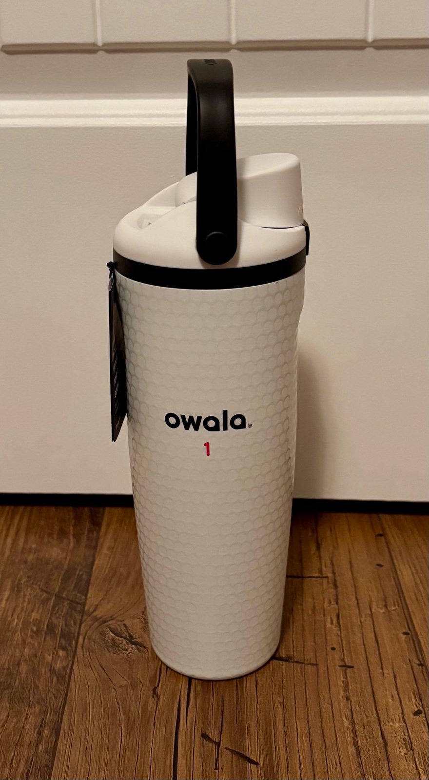 New OWALA WATER HAZARD WHITE GOLF 30 oz FREESIP SWAY