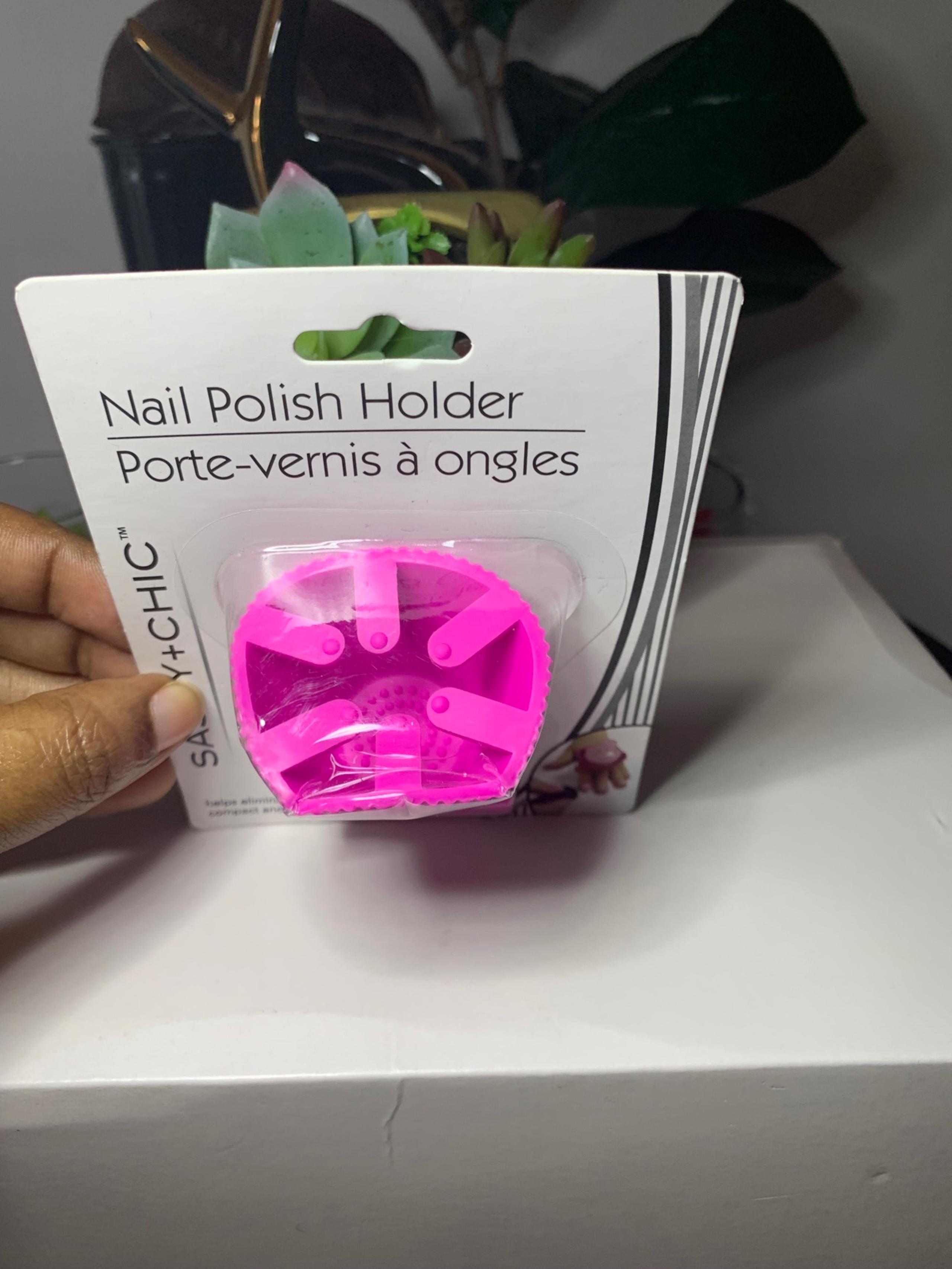 SASSY+ CHIC NAIL POLISH HOLDER