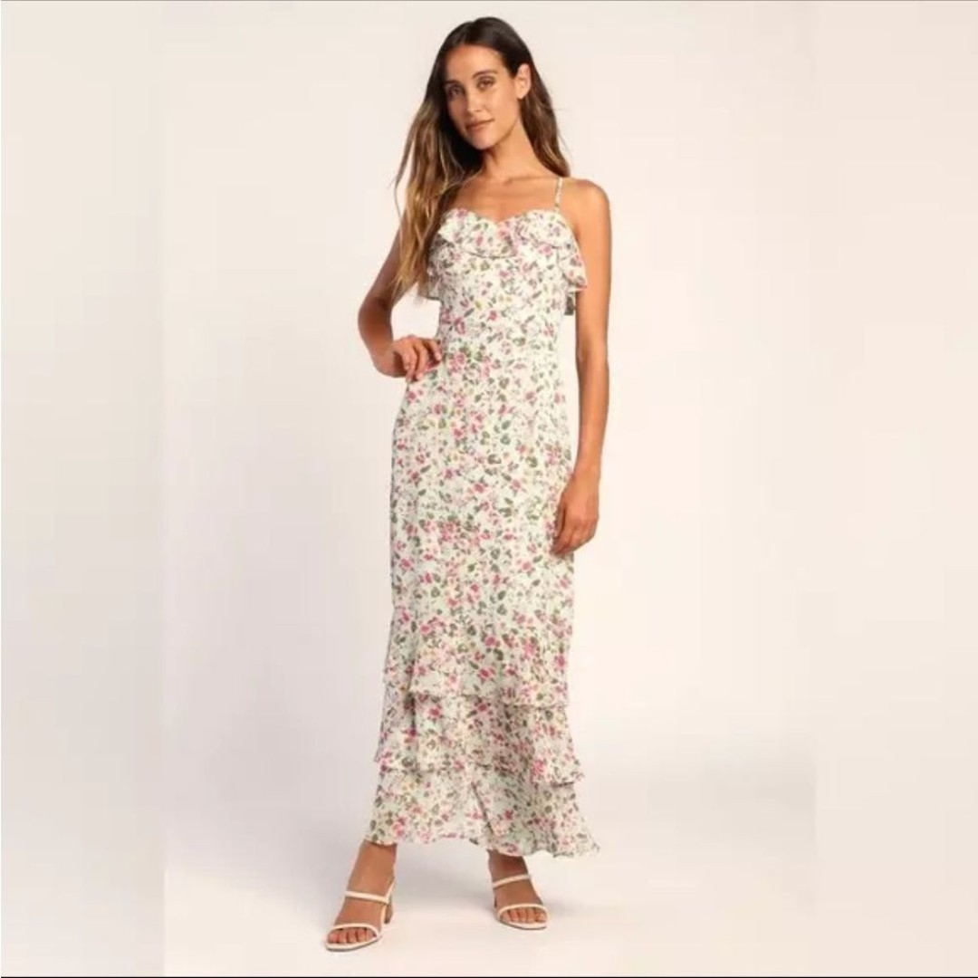 NWT! Lulu's Darling Blossoms Mint Floral Print Ruffled Maxi Dress - M