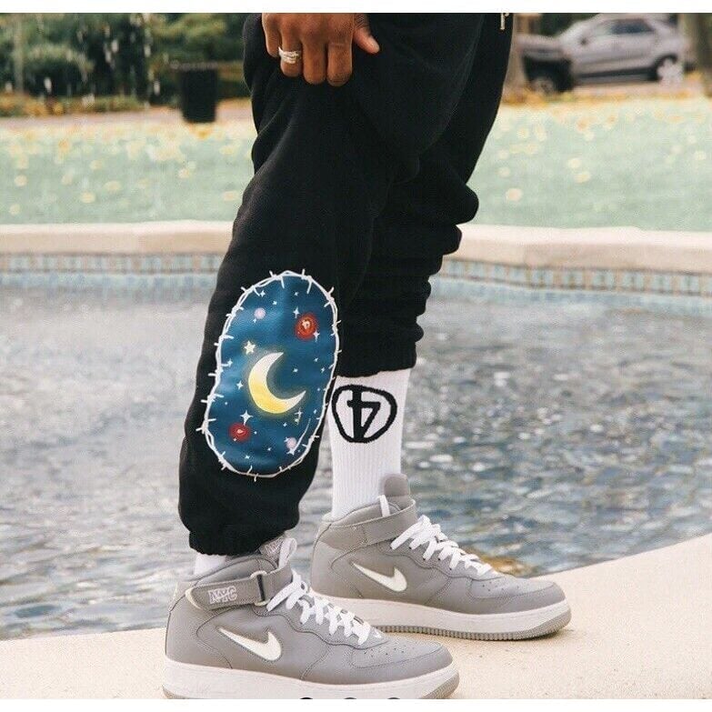 d4vd Official Merch Lullaby Sweatpants Men's L Fleece Graphic Print Drawstring