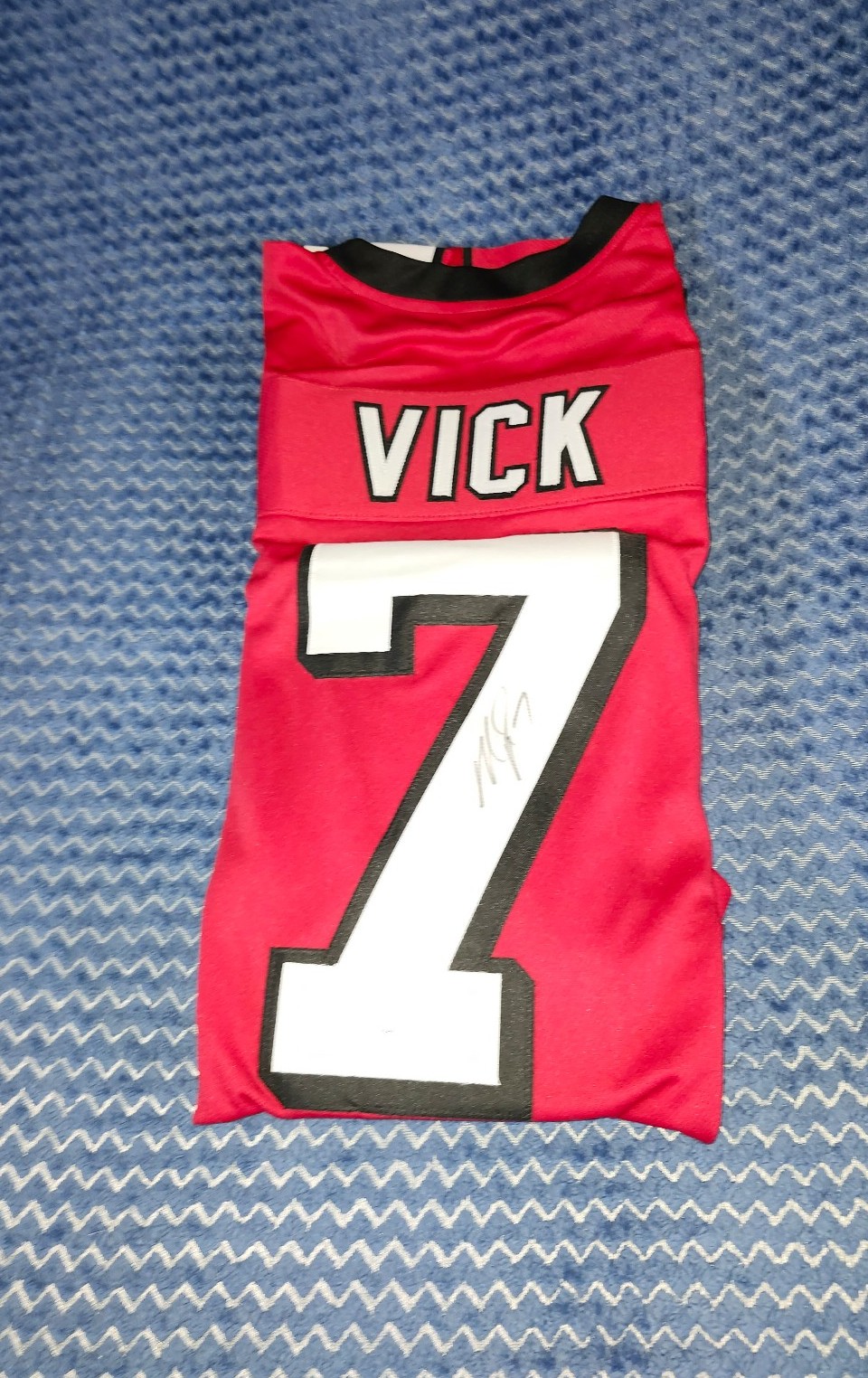 Michael Vick Signed Jersey - Falcons