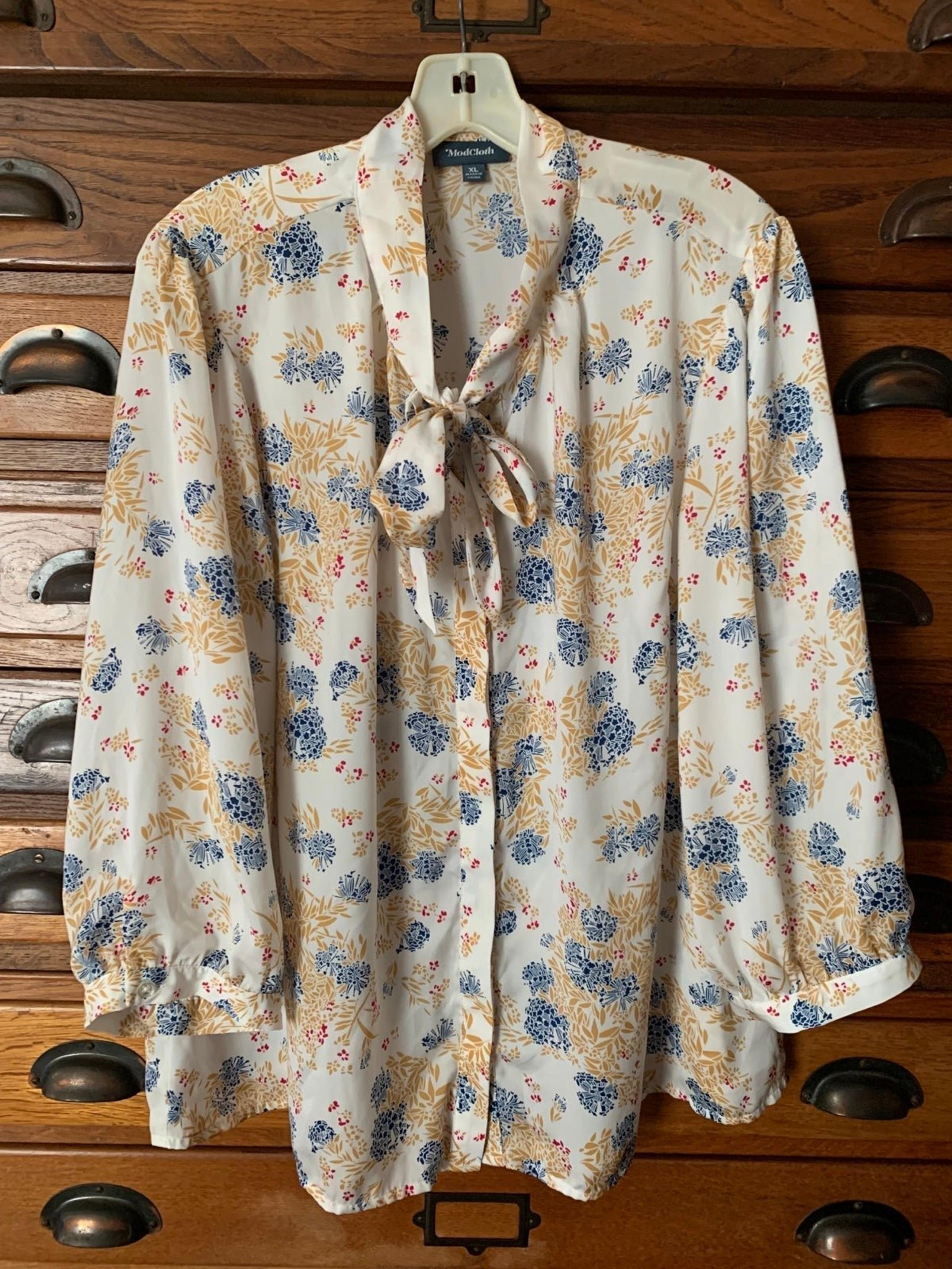NWOT Modcloth vintage inspired floral blouse xl