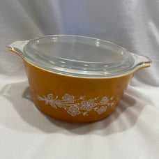Vintage pyrex gold round dish
