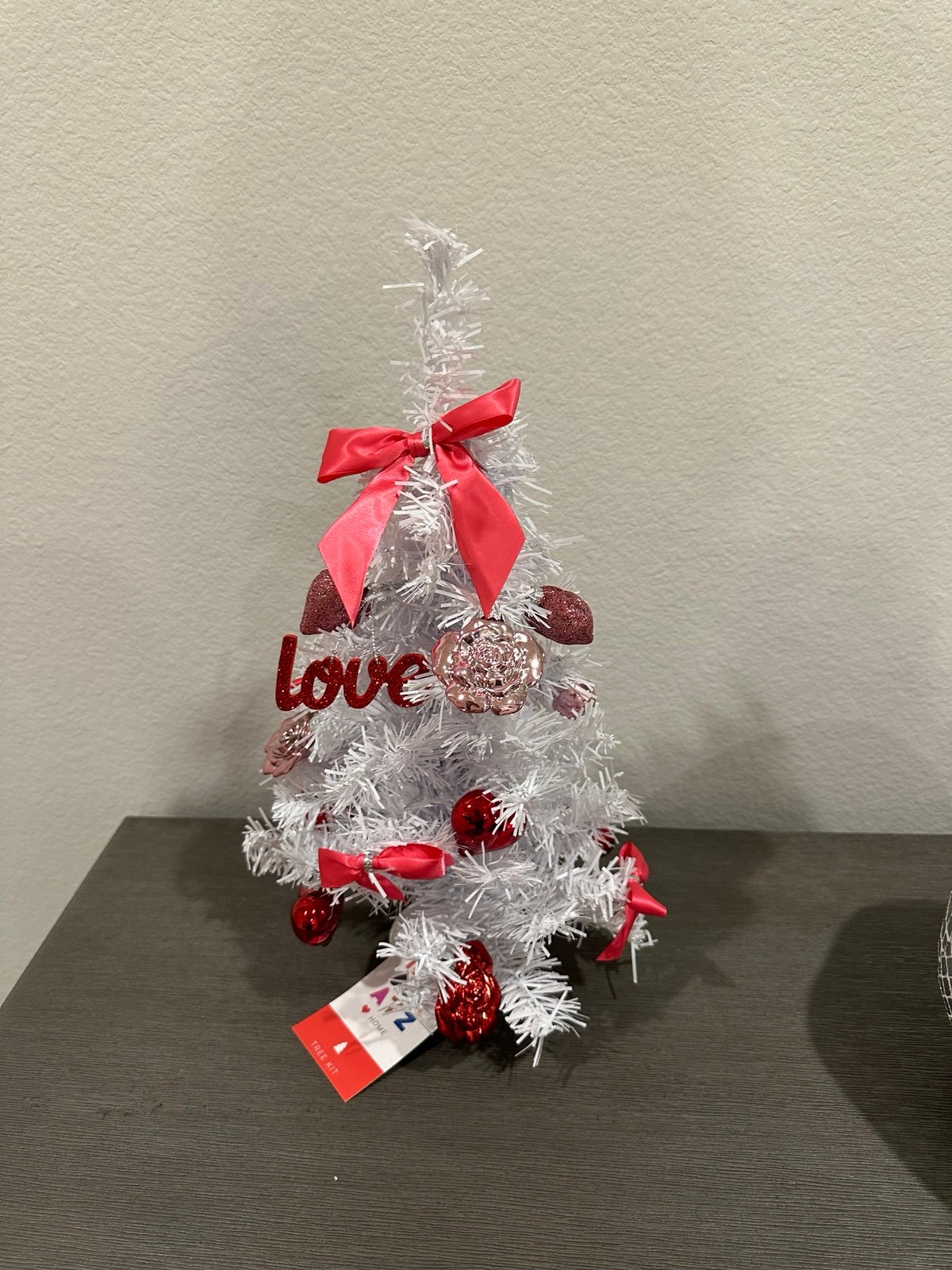 Valentine’s Day 2023 Novogratz White Valentine’s Tree with Pink & Red Ornaments