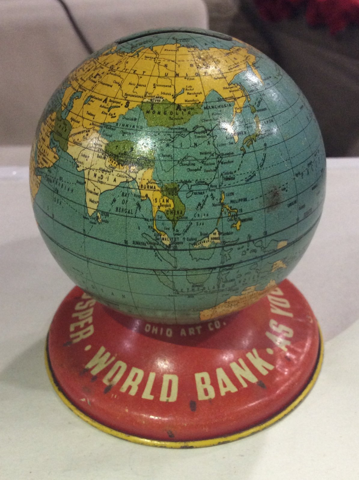Unsearched Old World Bank Piggy Bank Of Old 1.20LB US Coins- Rare Coins Possible