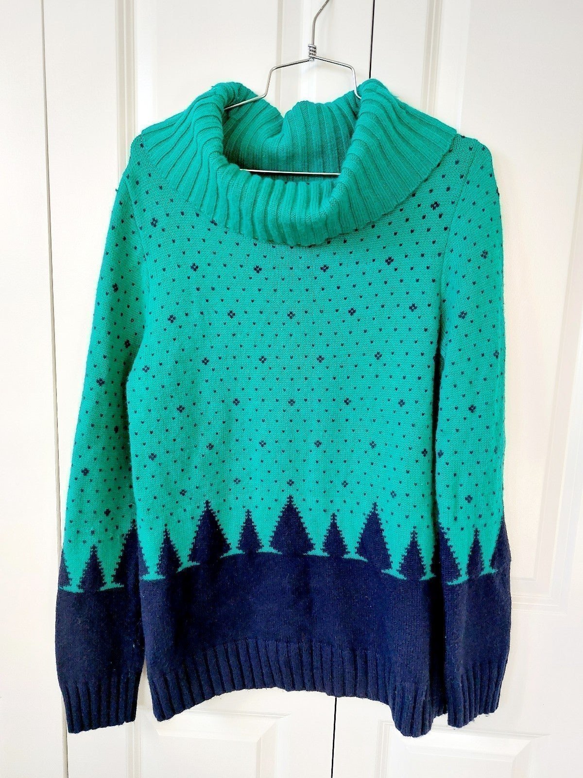 Christmas Tree Winter Woods Green & Navy Cowl neck Sweater medium Talbots