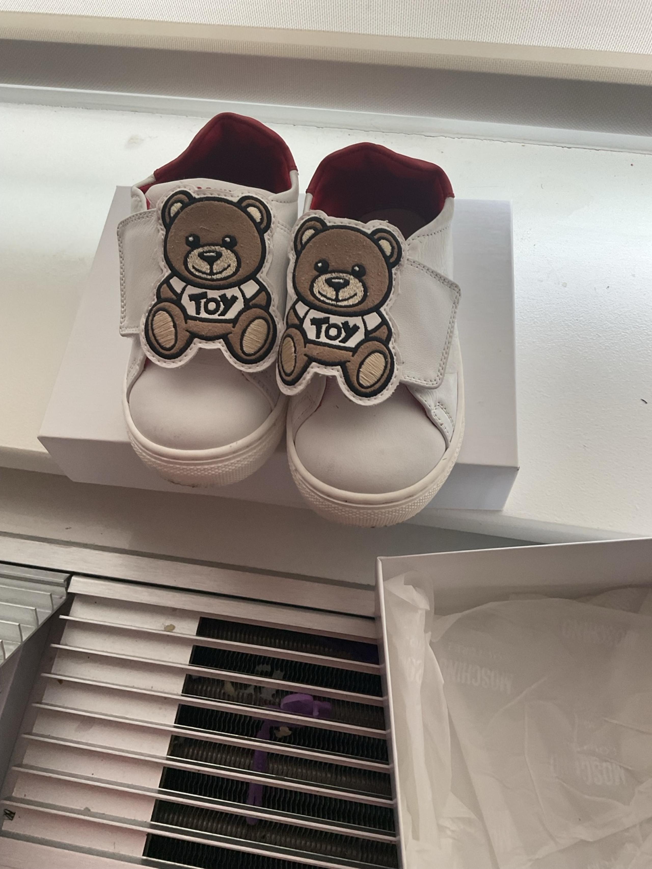 Toddler shoes