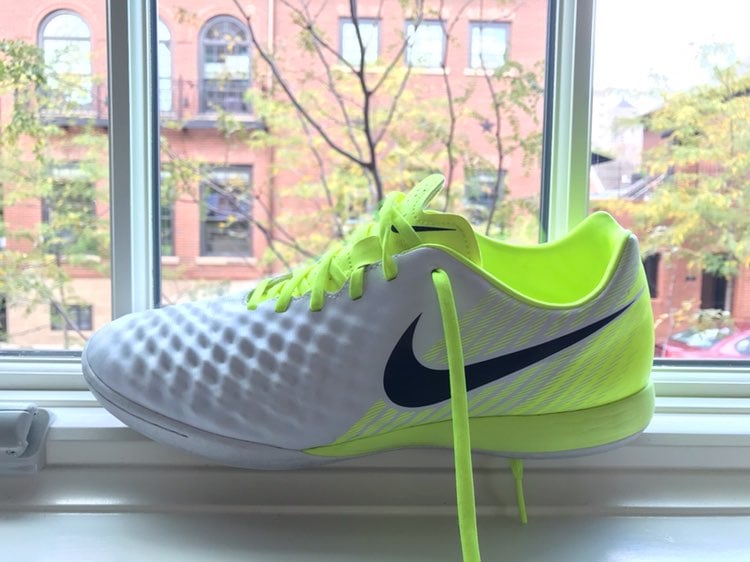 Nike Magista Onda II IC Blanco-Amarillo