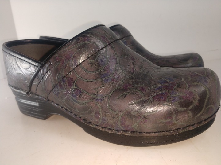 Dansko XP Women's Leather Tooled Dark Multi Swirl Color Professional Clogs 37