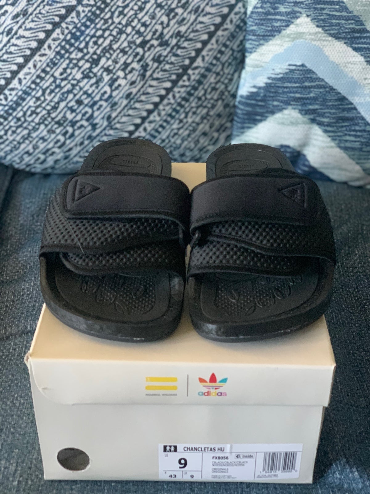 adidas Chancletas HU Pharrell Williams slides