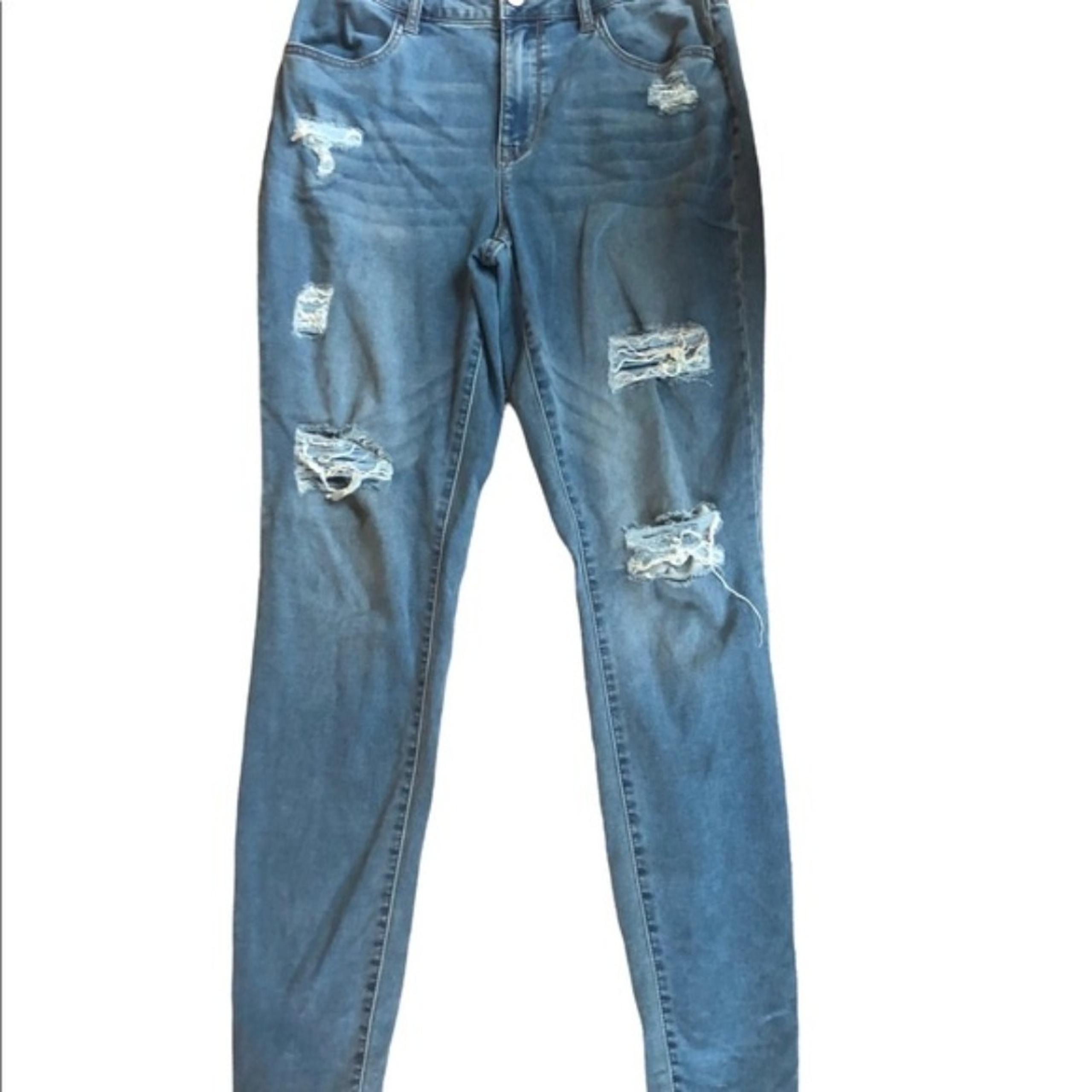 Maurices High Rise Distressed Med Wash Denim Stretch Legging Size Med Long