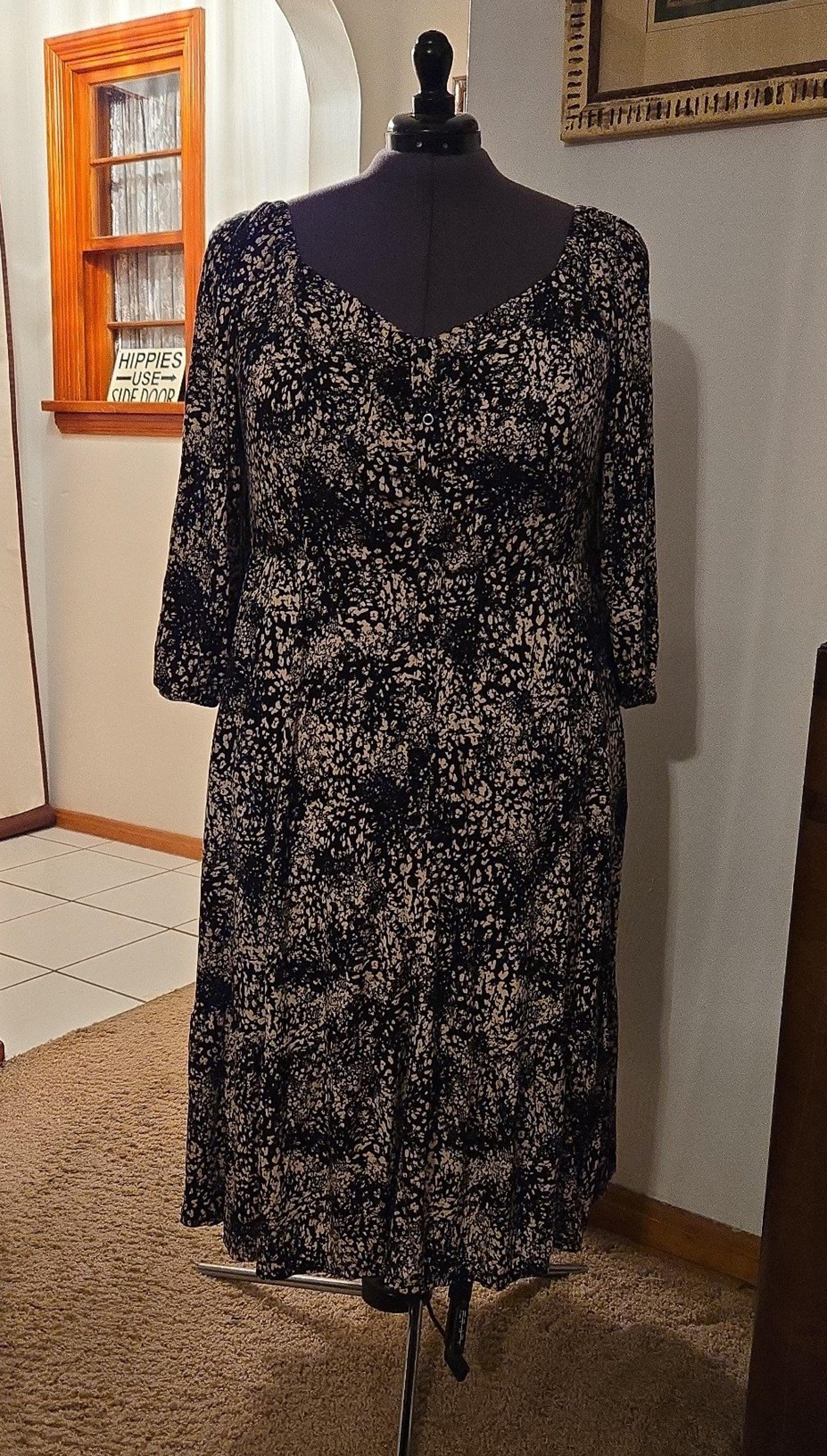 Torrid midi supersoft button front dress. Leopard black. Pockets