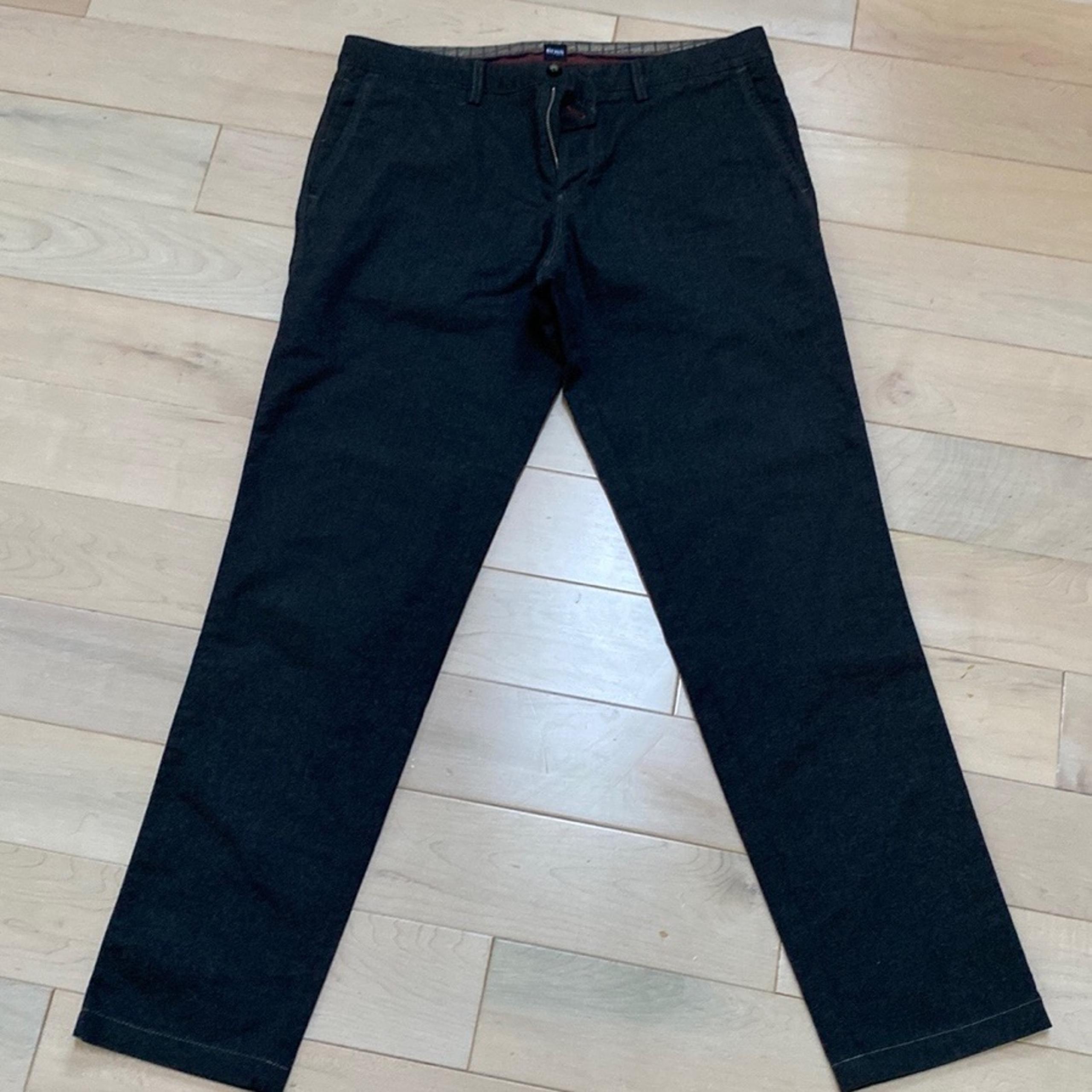 Hugo Boss soft cotton blend stretch Pants