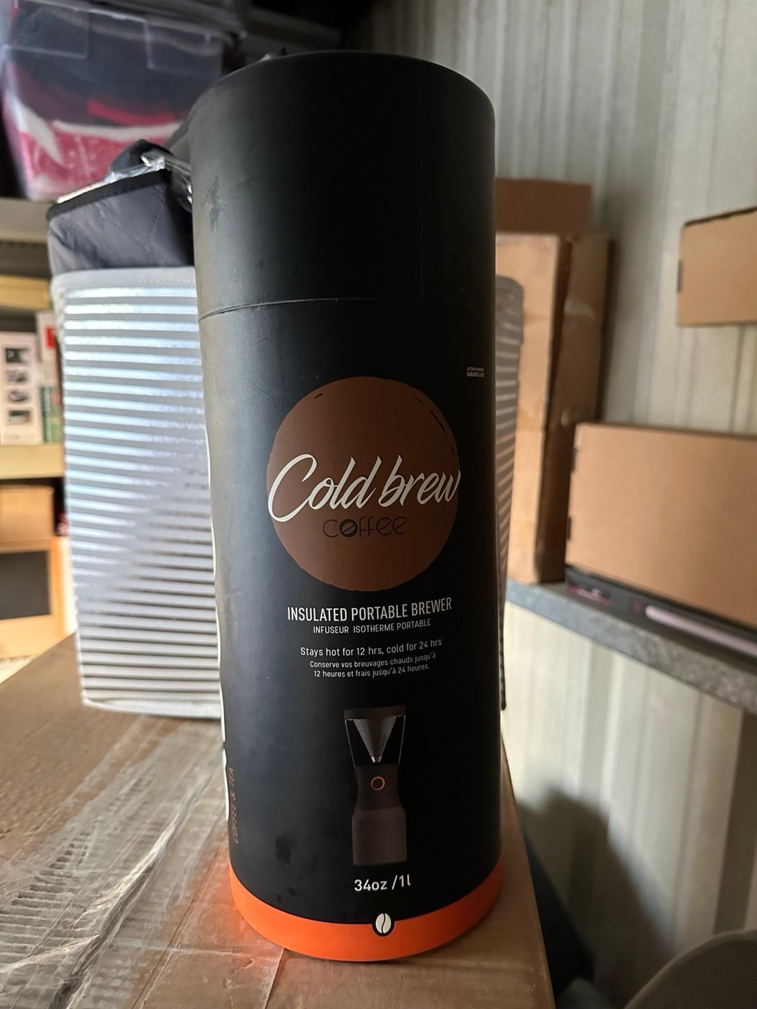 Asobu Cold Brew Coffee & Tea Insulated Portable Brewer 34oz