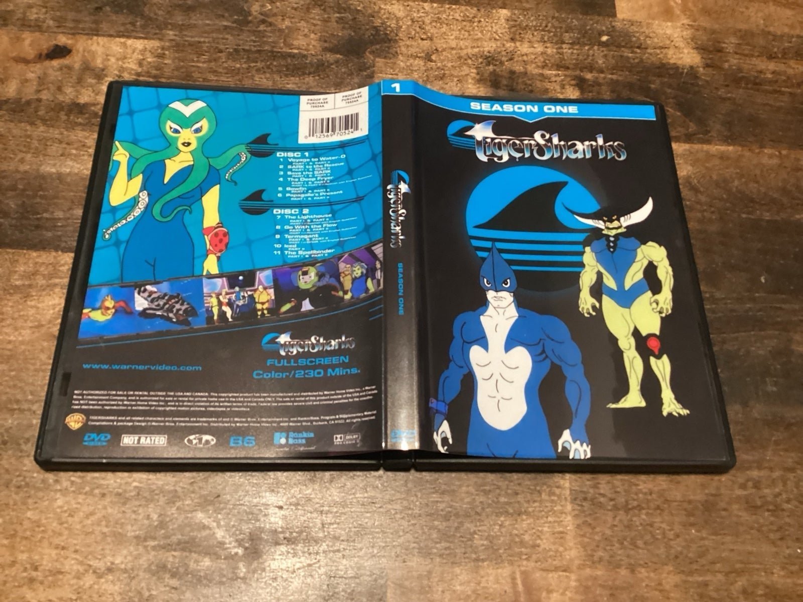 Tigersharks Custom 2 Disc Season 1 DVD 21 Episode Set - The Comic Strip - detail