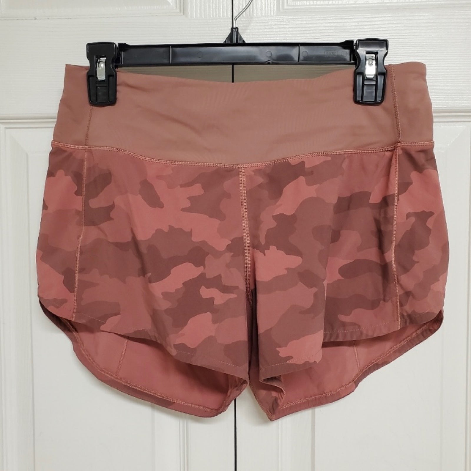 Lululemon Shorts size 6