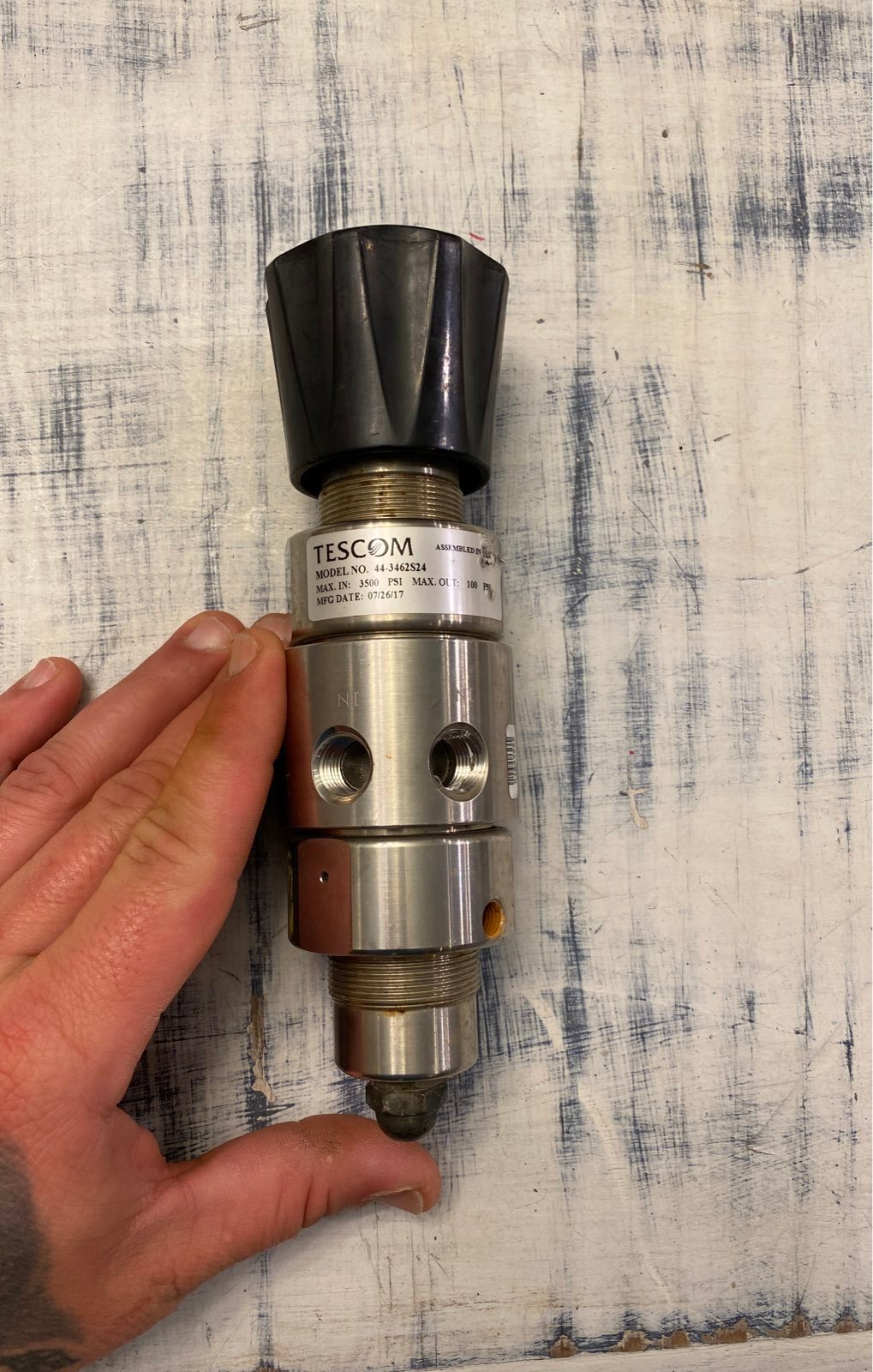 Tescom pressure regulator