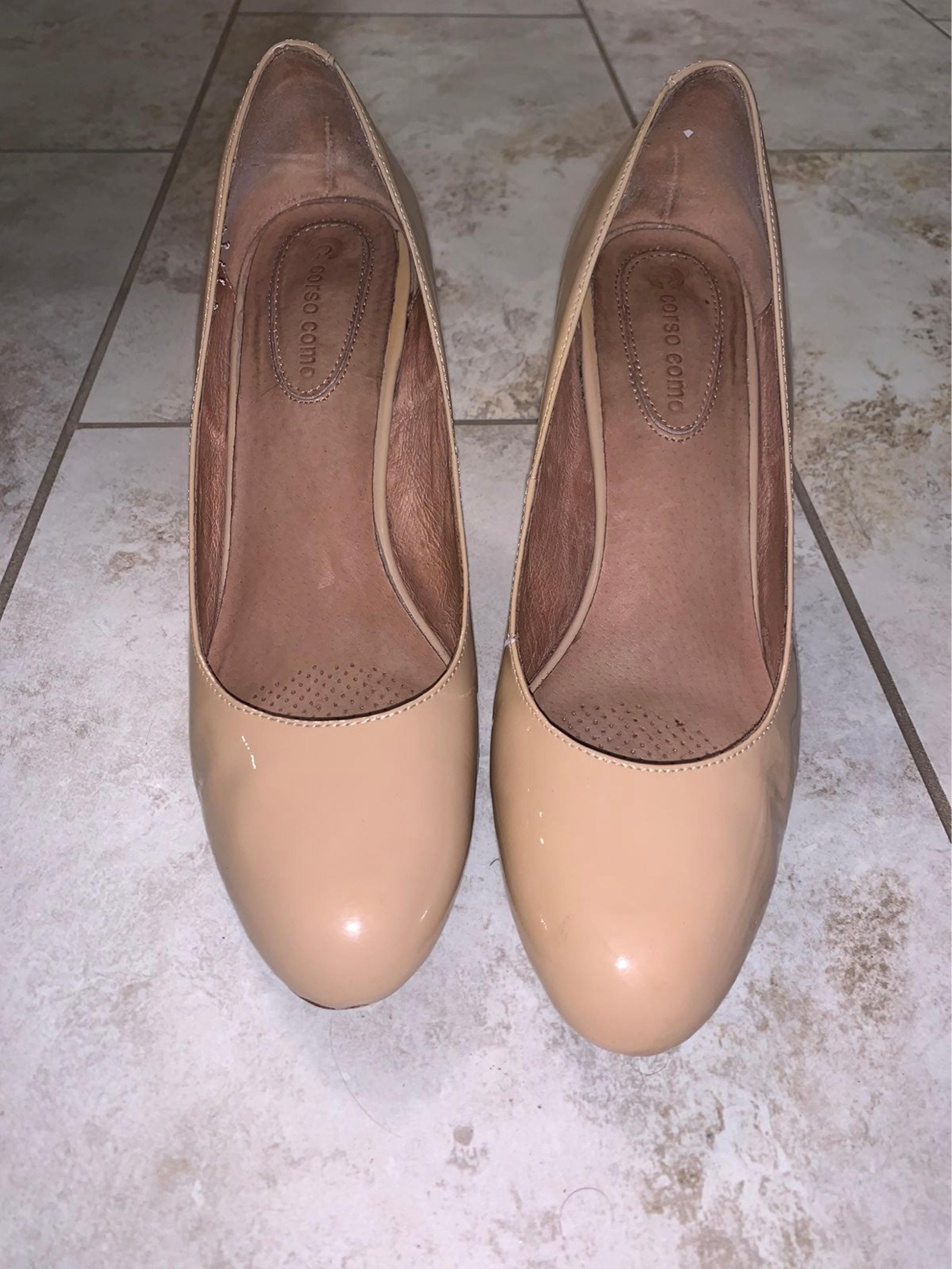 Del Pump- beige patent, 10 - Corso Como