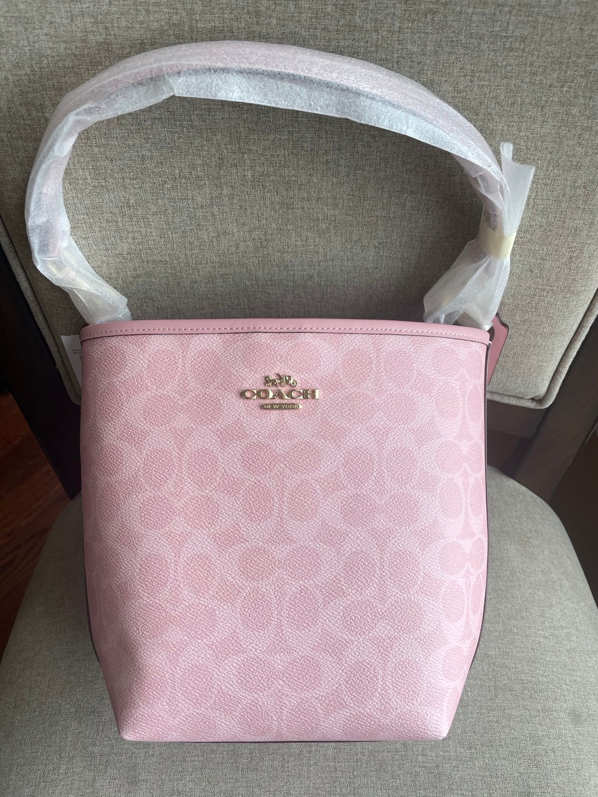 NWT！COACH City Bucket Bag In Signature Canvas（COACH CT800）FAST SHIPPING