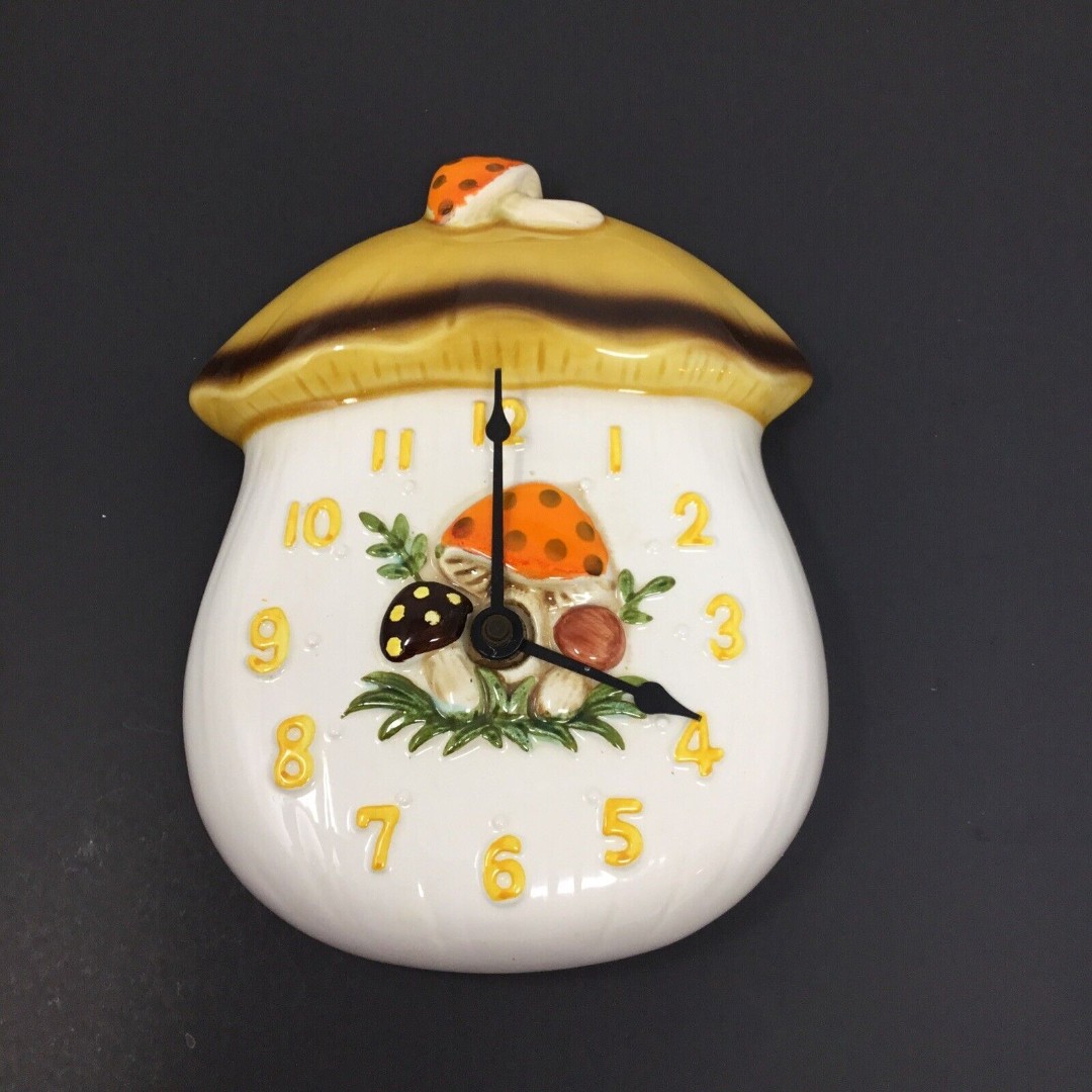 Vintage Sears & Roebuck Merry Mushroom Wall Mount Clock Japan -WORKS