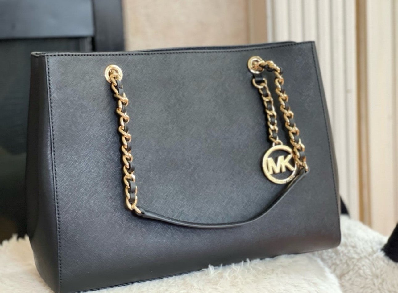 Michael Kors Susannah Large Saffiano Leather Shoulder Bag