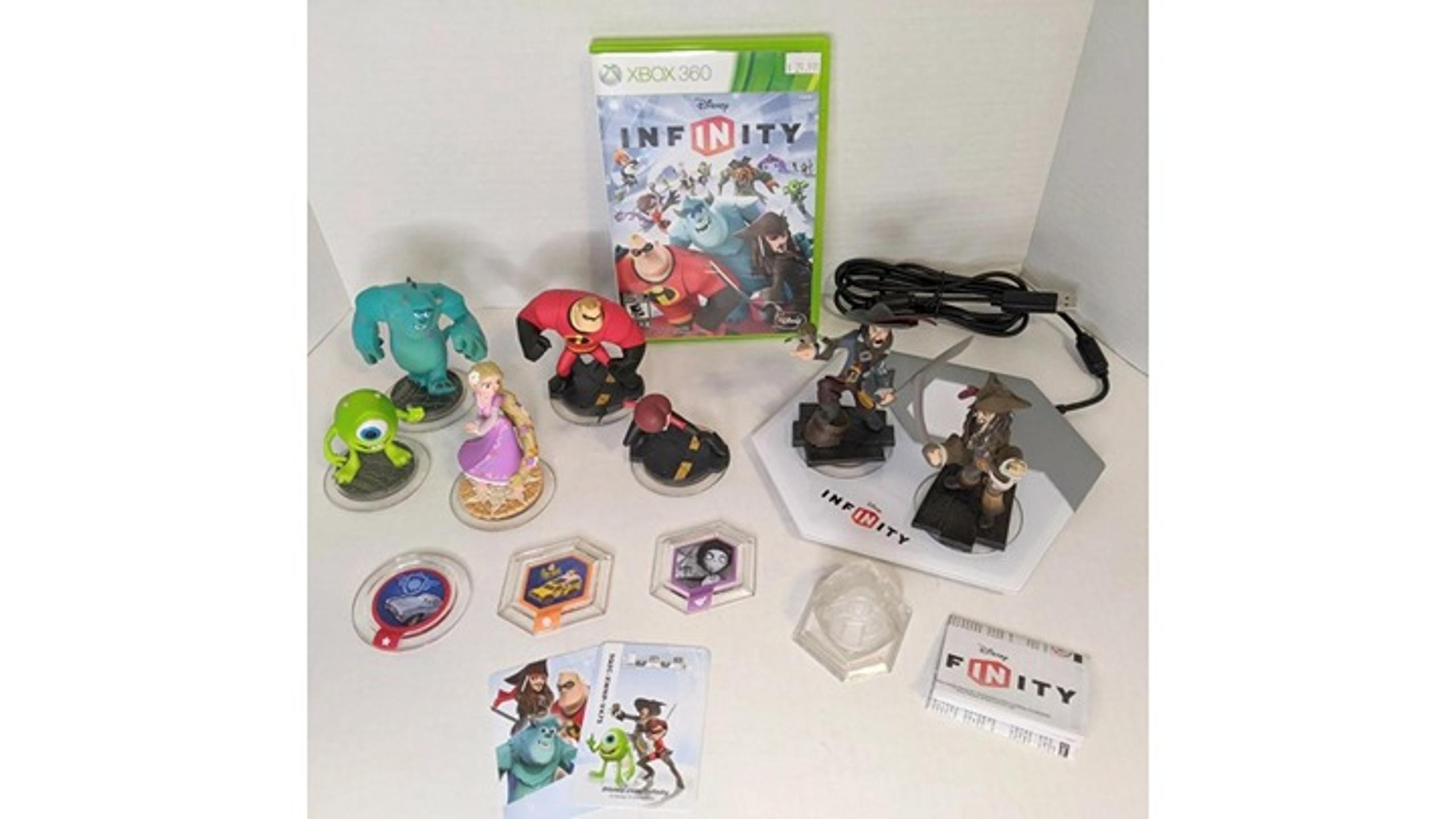 DISNEY INFINITY Game Portal Figures Lot XBOX 360 Pirates Marvel Monster Rapunzel