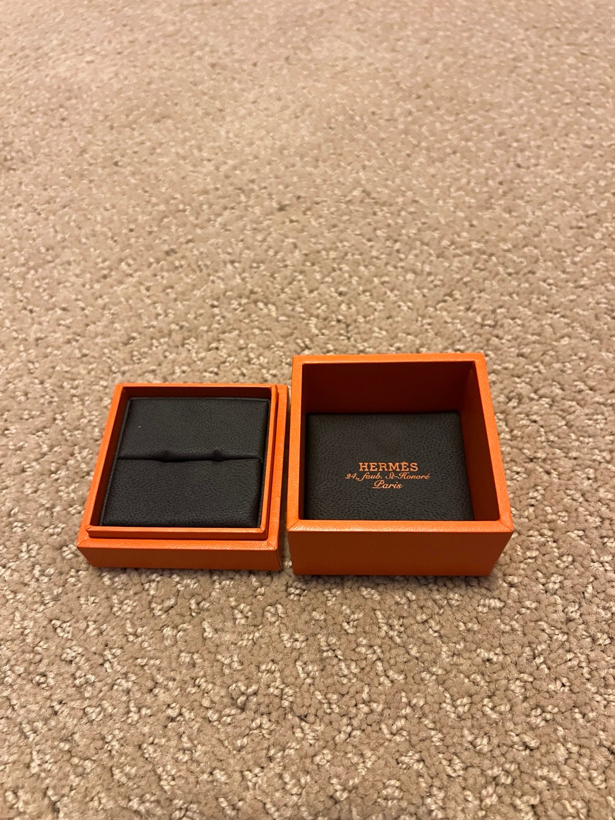 Hermes Ring Square EMPTY BOX 2.5in x 2.5in x 2.25in