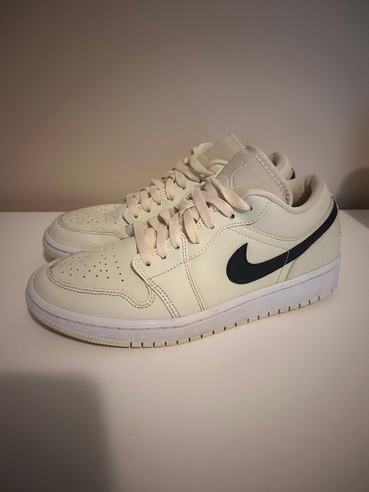 Air Jordan 1 low