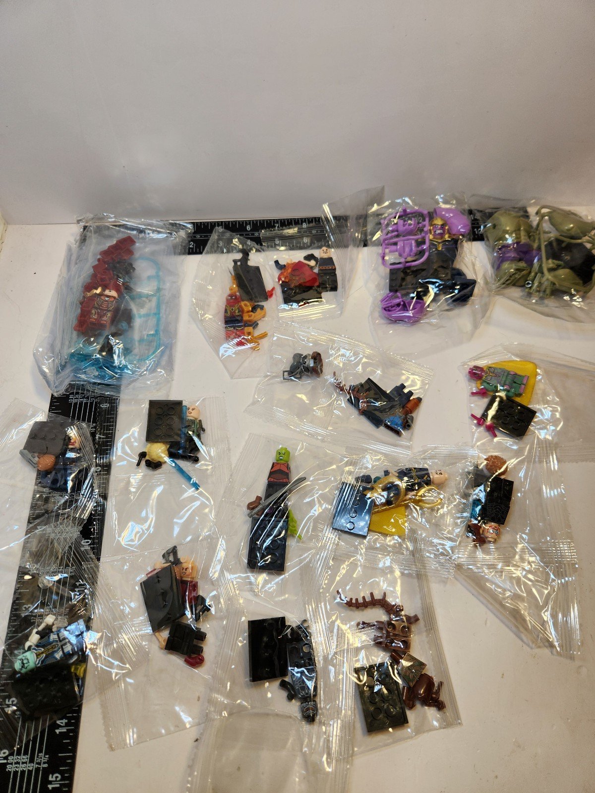 (Non official) Lego lot Marvel Avengers figures NEW
