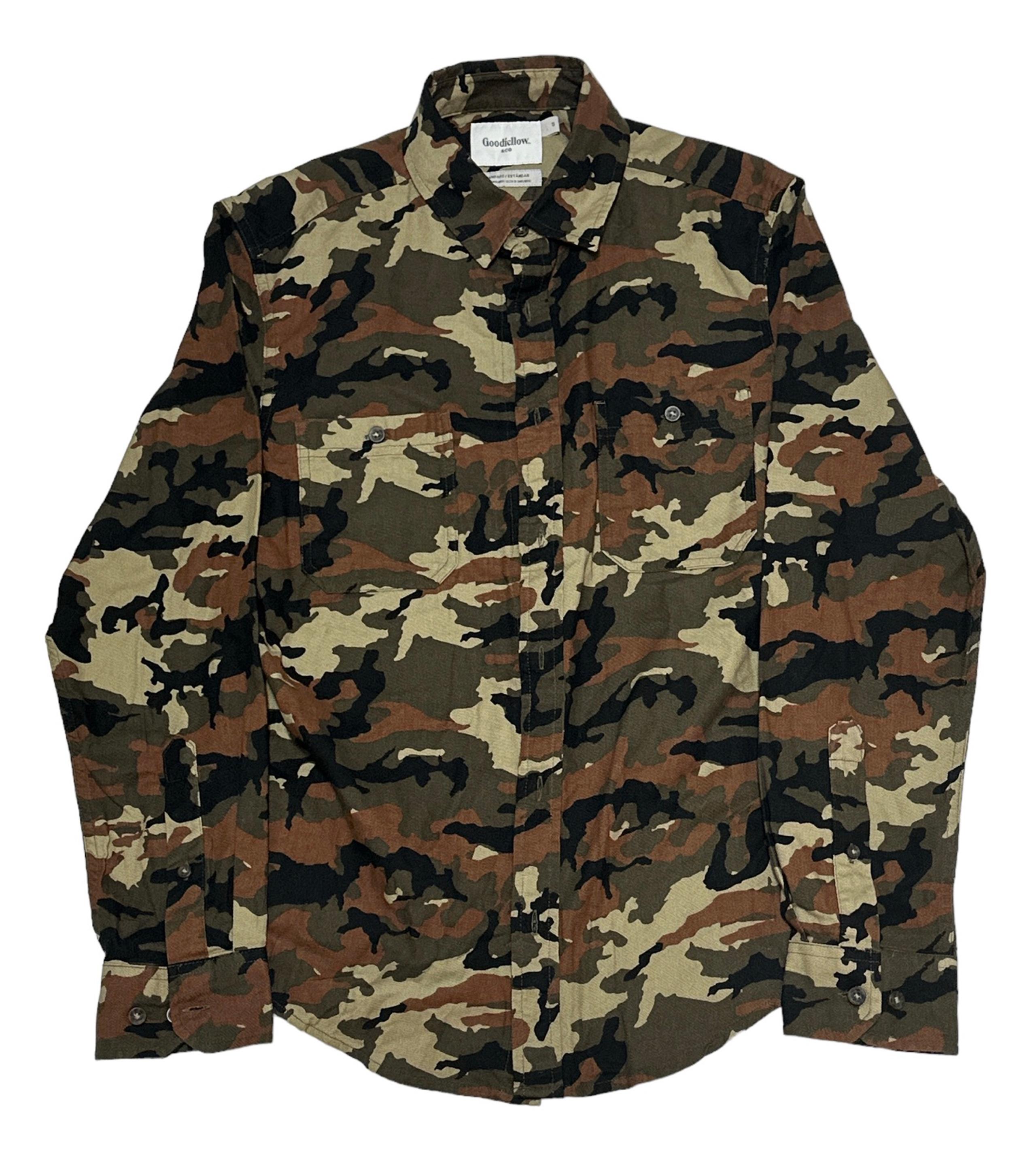 Goodfellow & Co Men’s Army Camo Pocketed Button Up Long Sleeve Shirt Size S