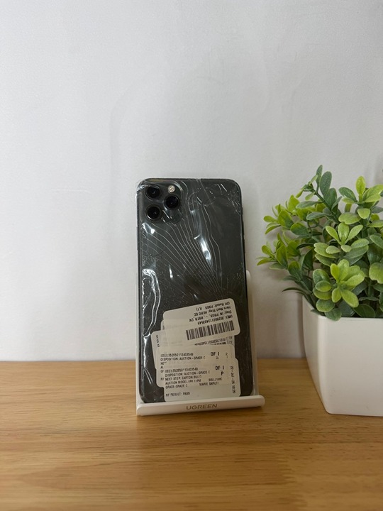 Apple iPhone 11 Pro Max 256GB in Midnight Green for Unlocked **PLEASE READ**