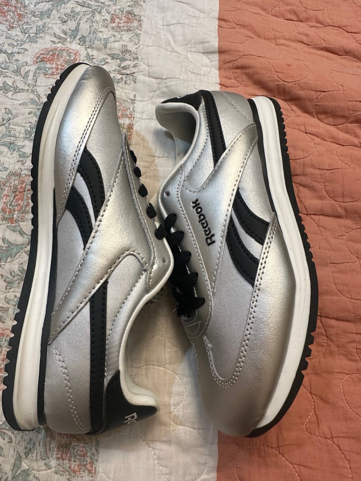 women reebok shoes Brand New Size 7.5