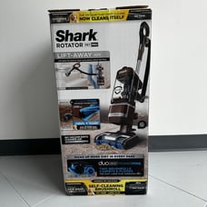 Shark LA455 Rotator Pet Pro Lift-Away Upright Vacuum with Self-Cleaning Brushrol
