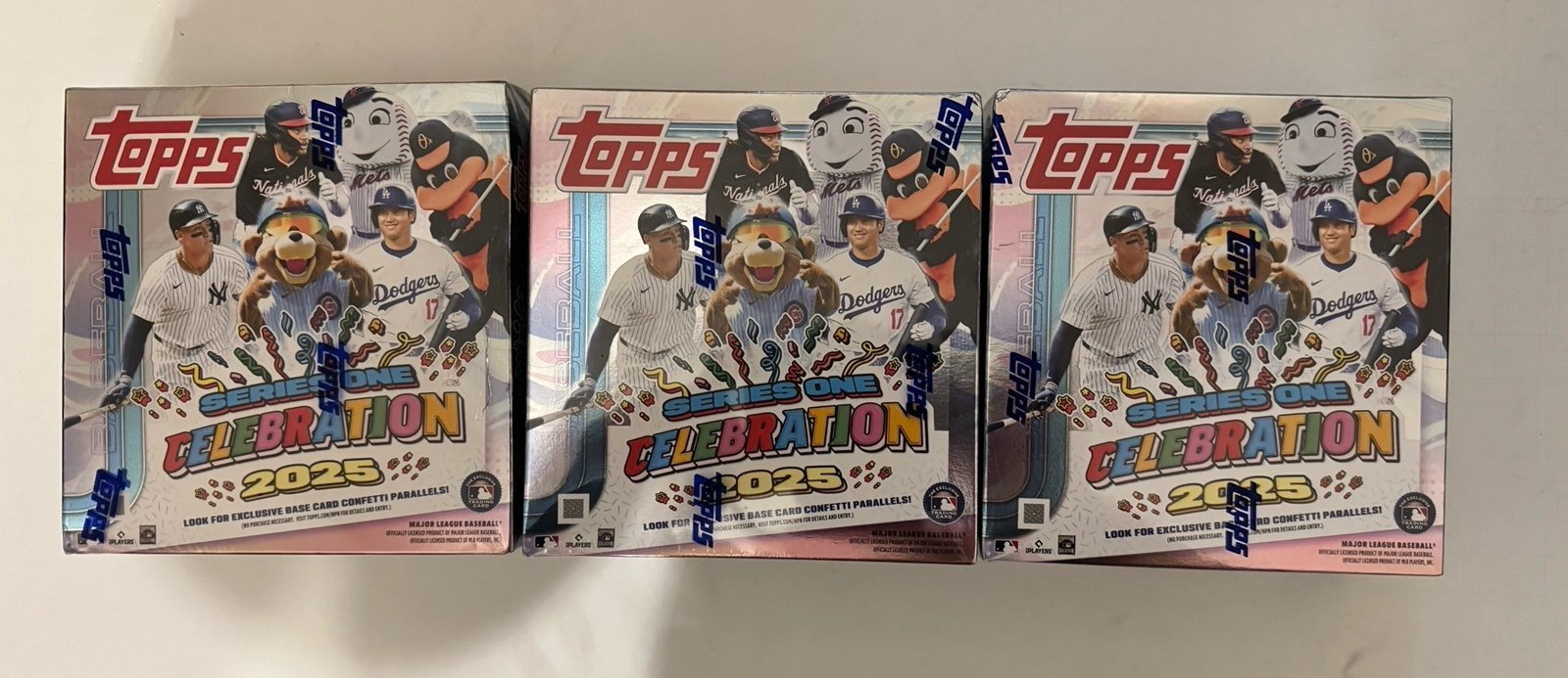 Topps celebration 2025 series 1 (3 Boxes)
