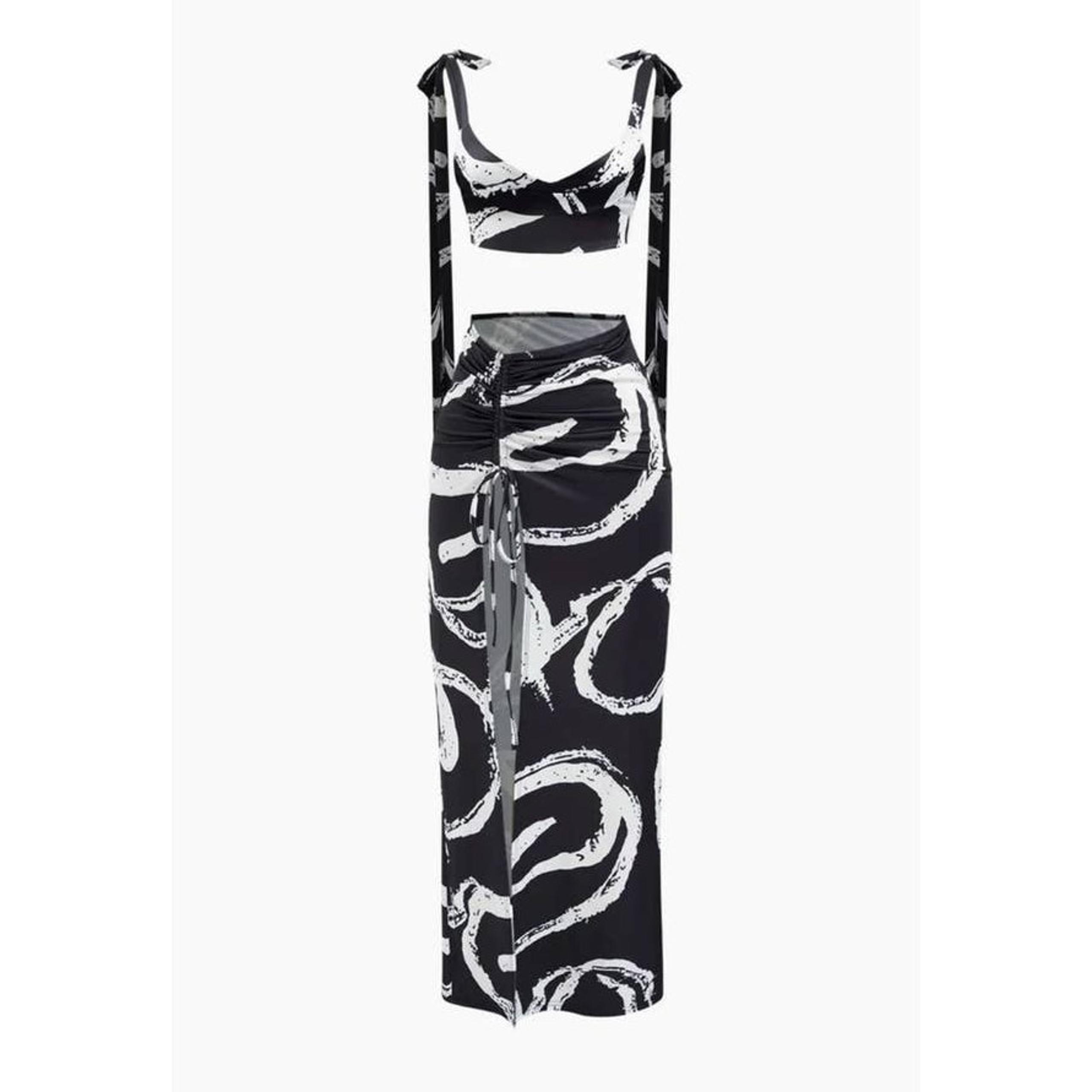 Micas Black and White Abstract Tie Strap Top and Drawstring Side Slit Skirt - L