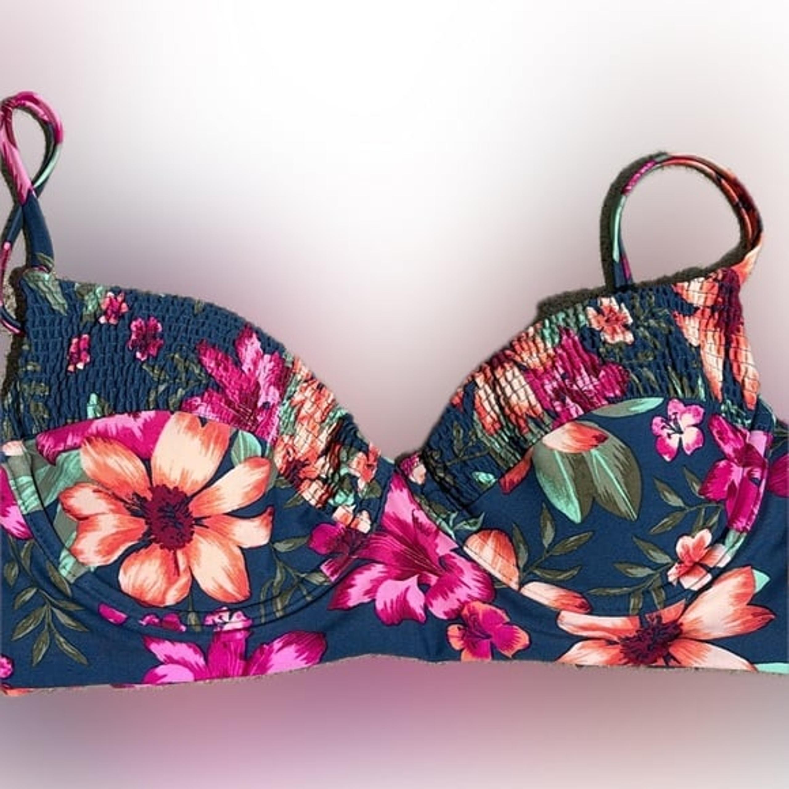 Tori Praver swimwear seafoam bikini top small S floral swim