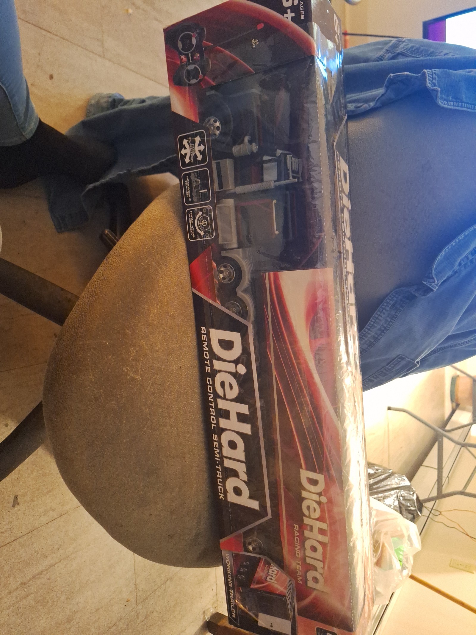 Remote control truck