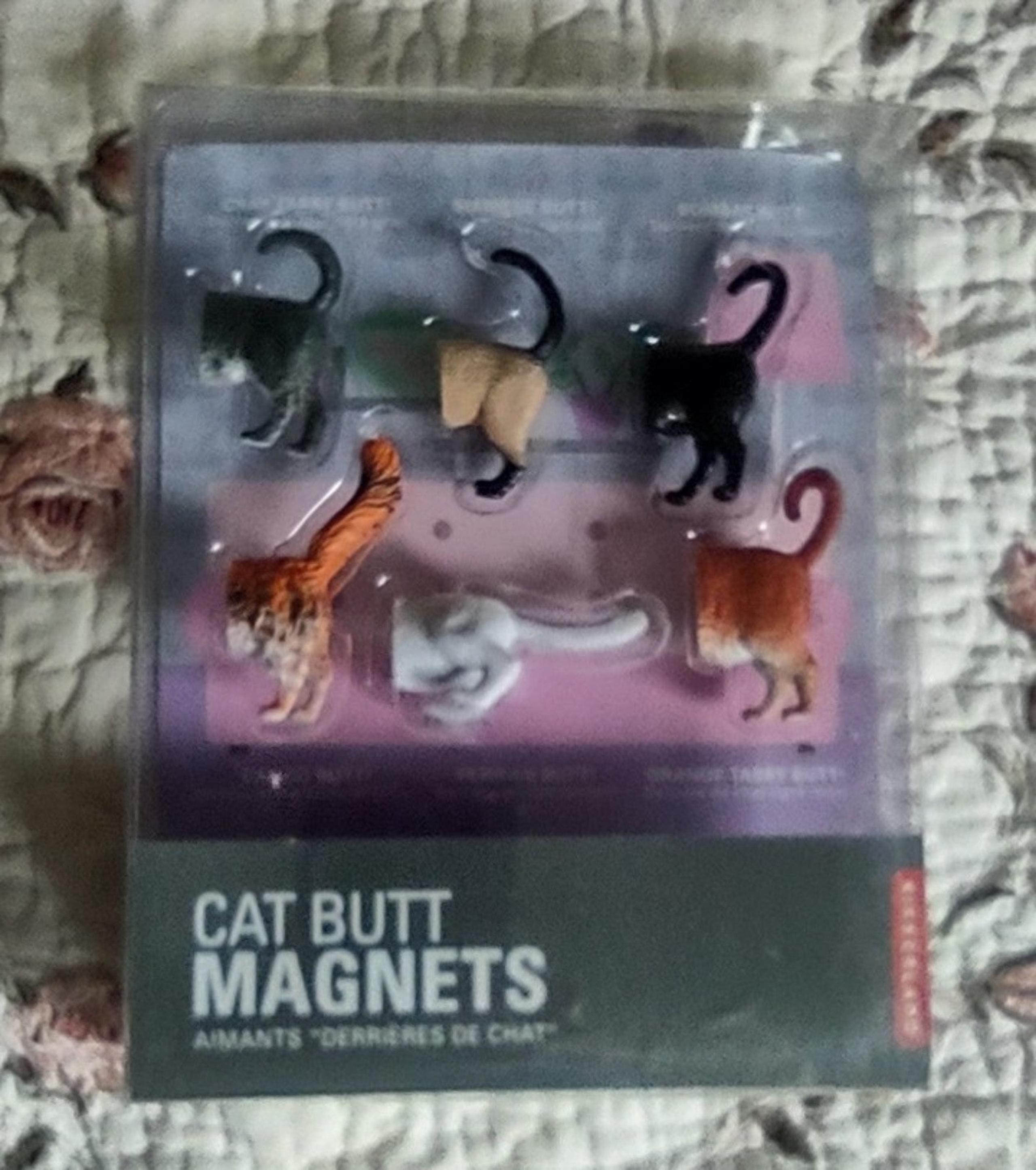 CAT BUTT MAGNETS