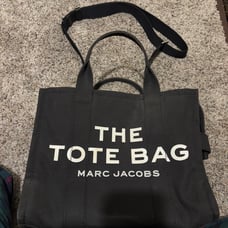 Marc Jacob’s Tote Bag M size