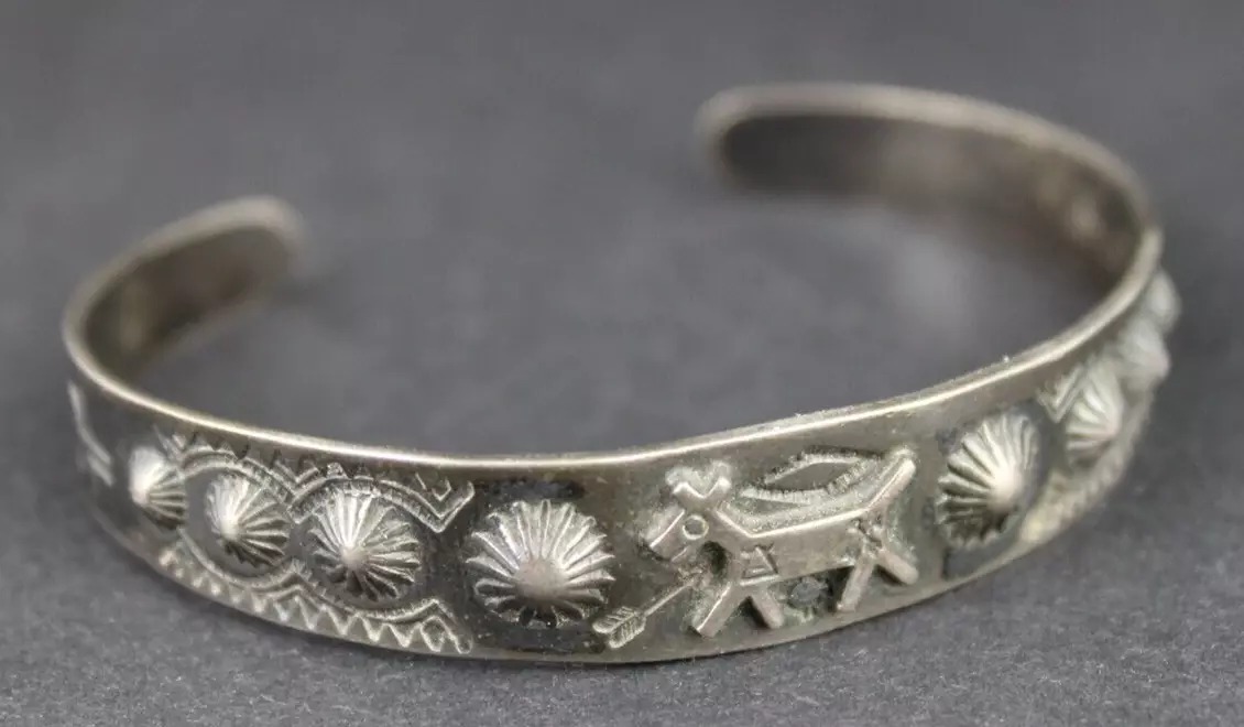 antique NAVAJO bracelet Estate Sale! STERLING SILVER arrows men women 925 OLD
