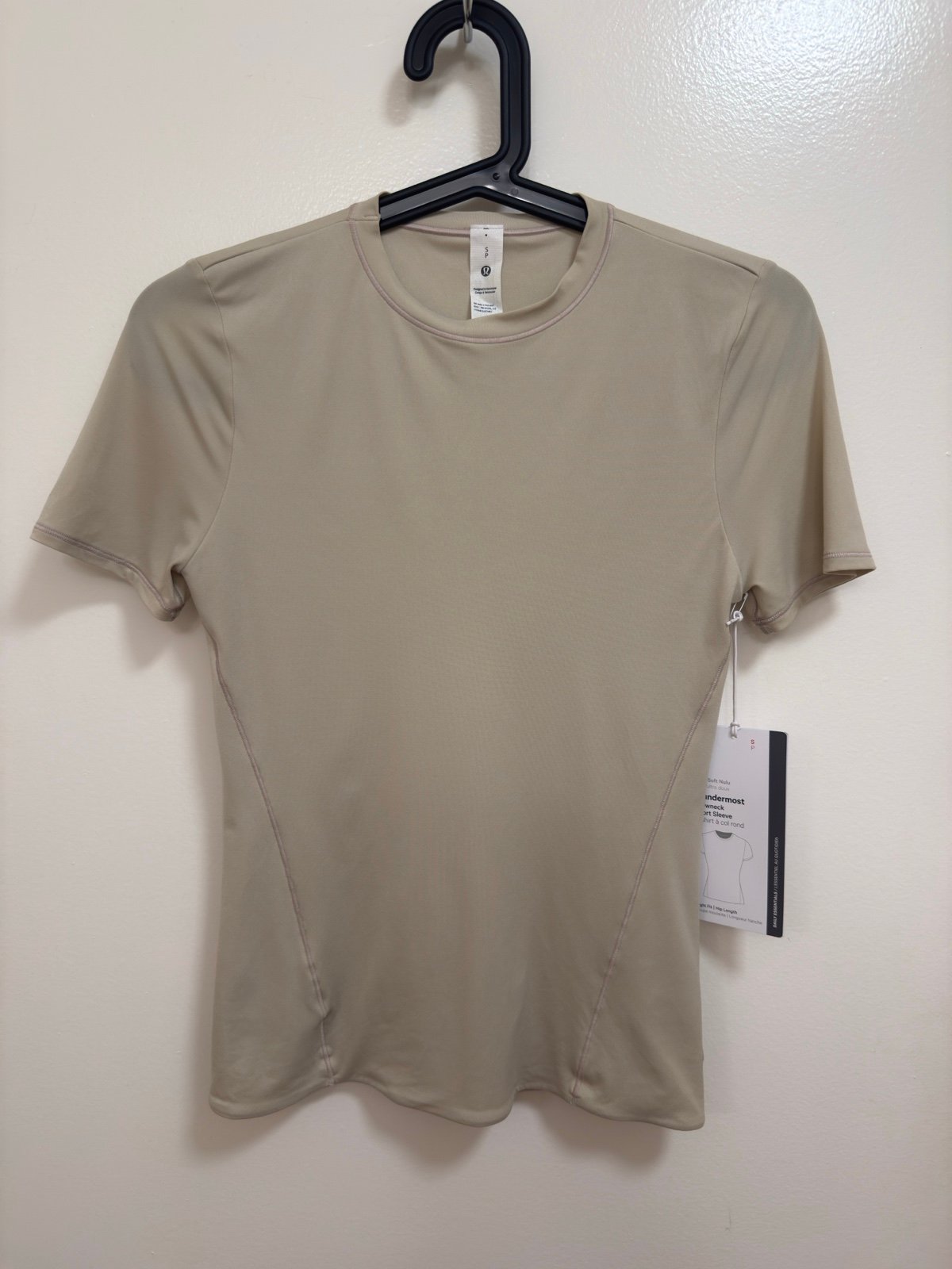 NWT Lululemon Wundermost Nulu Hip-Length Crewneck Short Sleeve Mojave Tan Size S