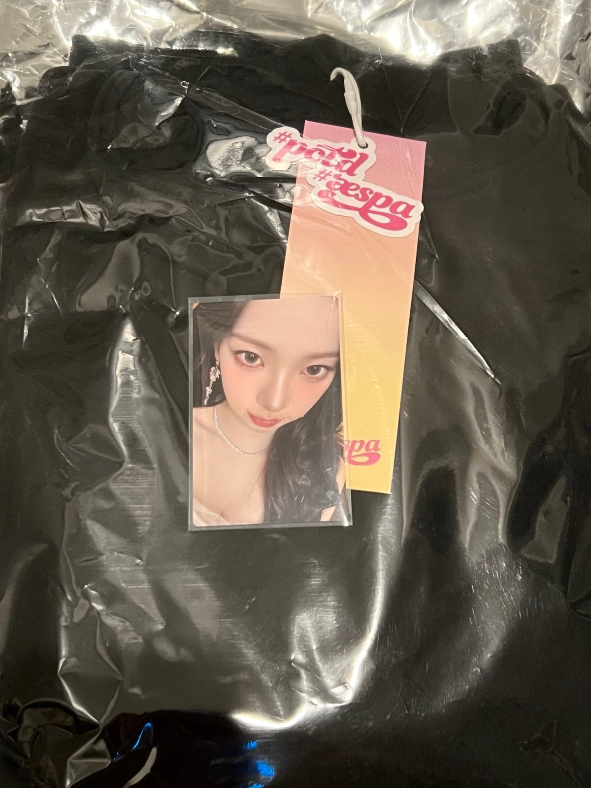aespa Karina hoodie photocard set