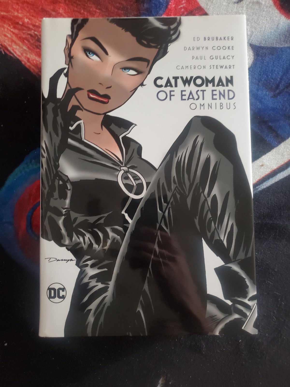 Catwoman of East end ombibus